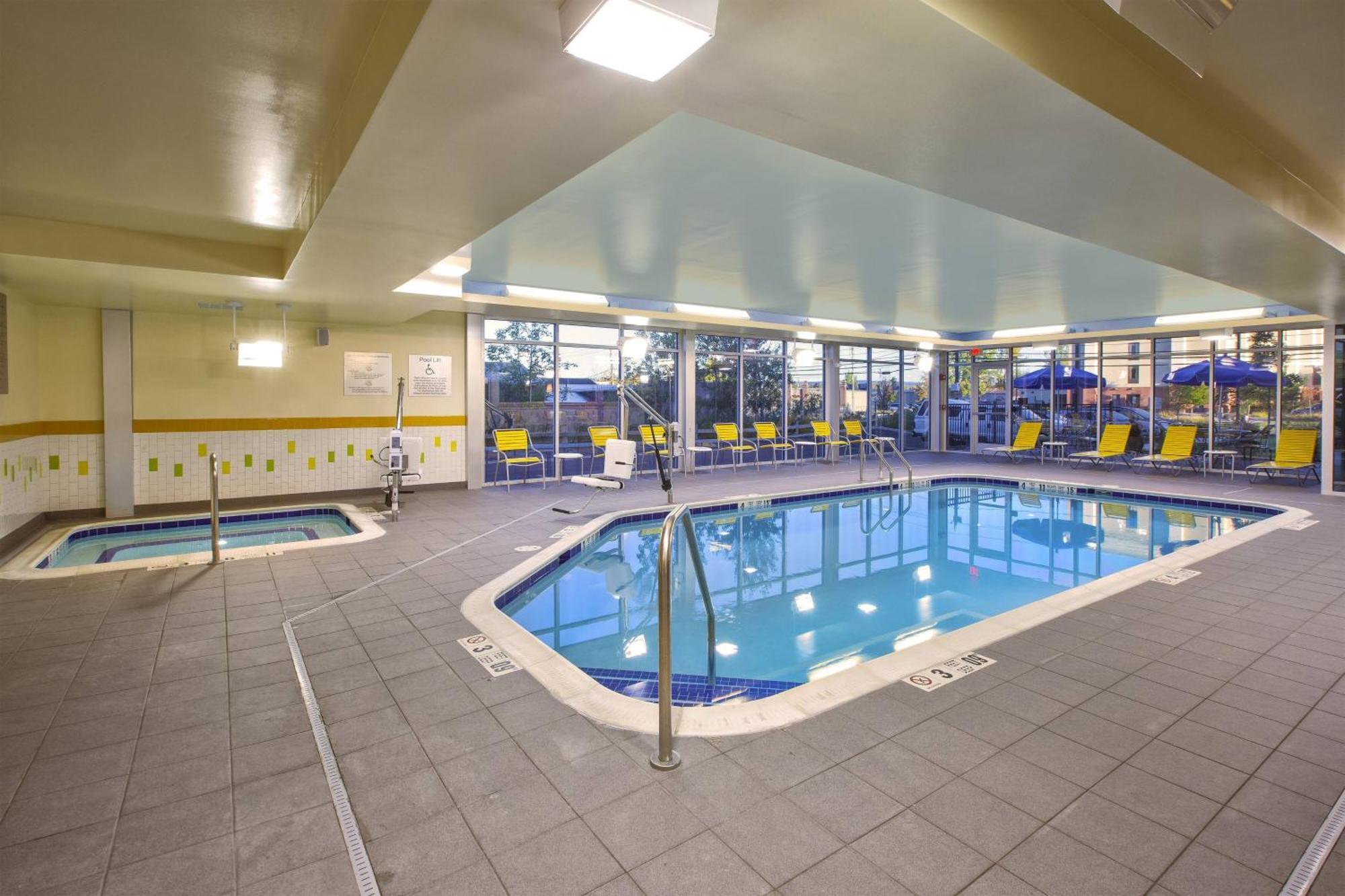 Fairfield & By Marriott Hotel 3*