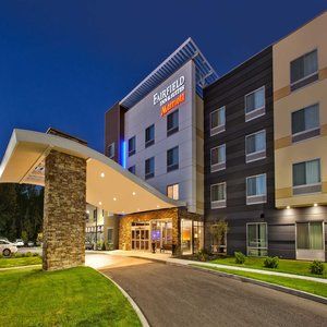 Hotel Fairfield & By Marriott
