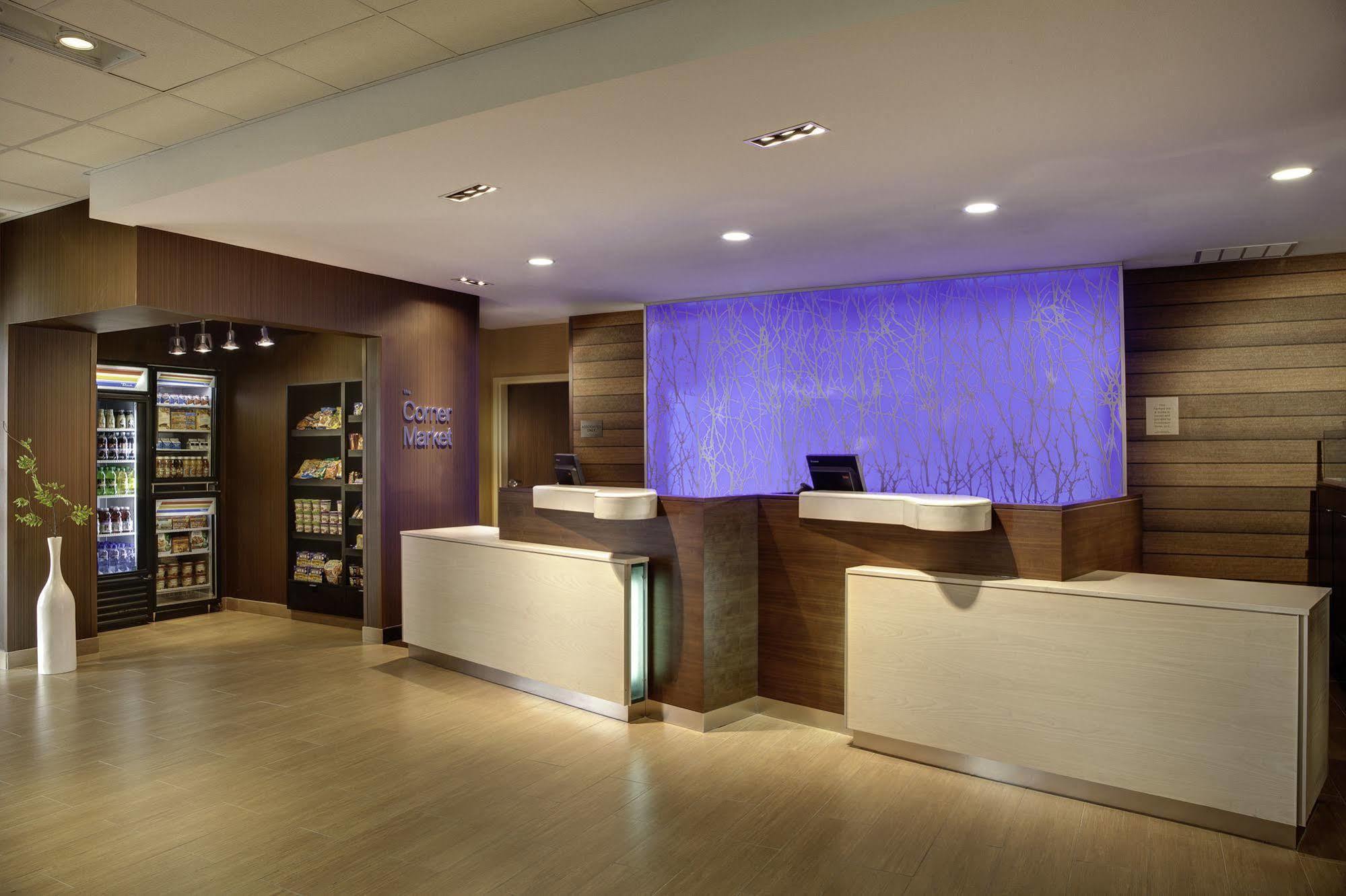 Hotel Fairfield & By Marriott Plattsburgh