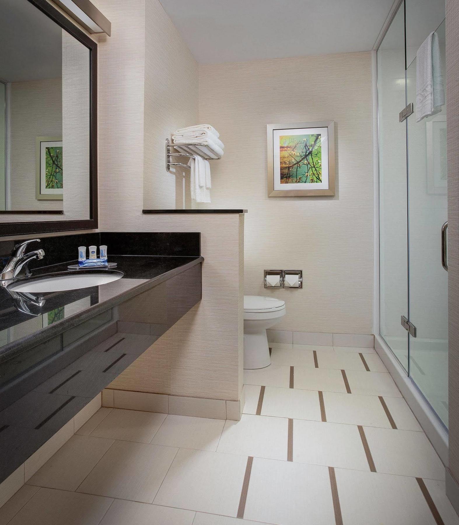 Hotel Fairfield & By Marriott 3*